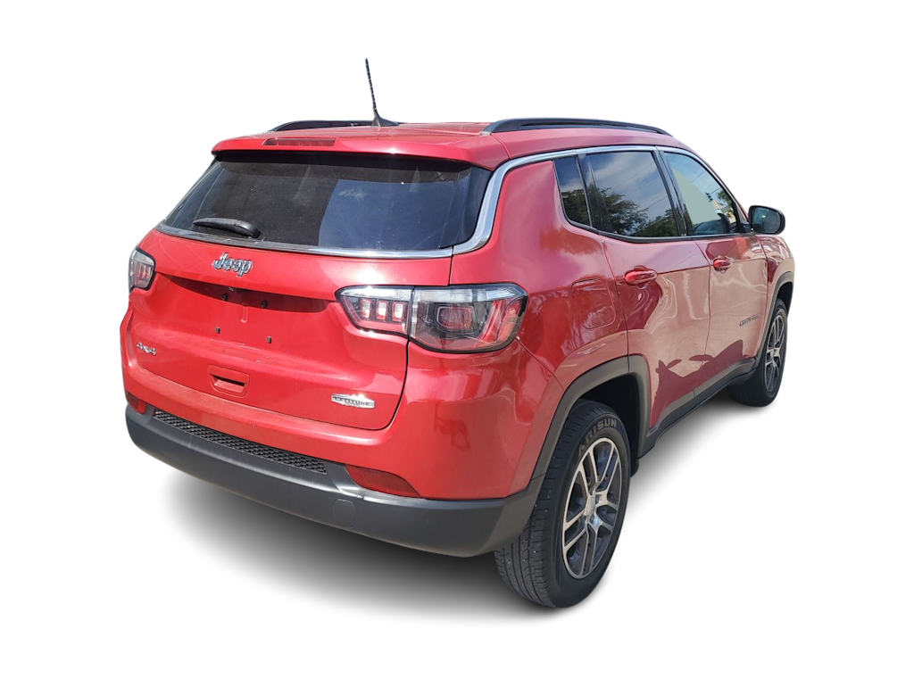 Thumbnail: 2019 Jeep Compass - 15