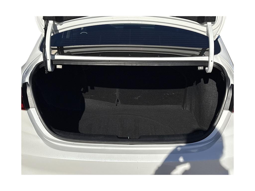 Thumbnail: 2023 Kia Forte - 18