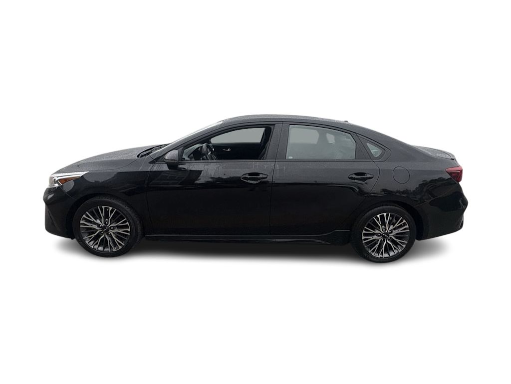 Thumbnail: 2023 Kia Forte - 3