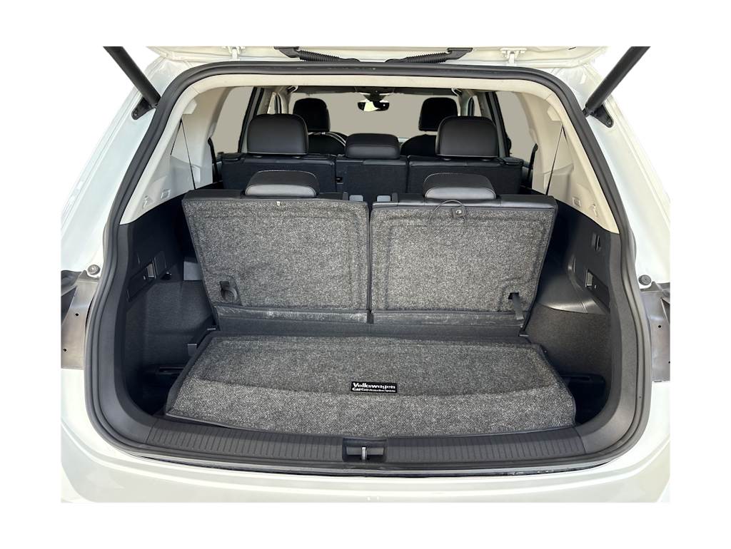 Thumbnail: 2021 Volkswagen Tiguan - 18