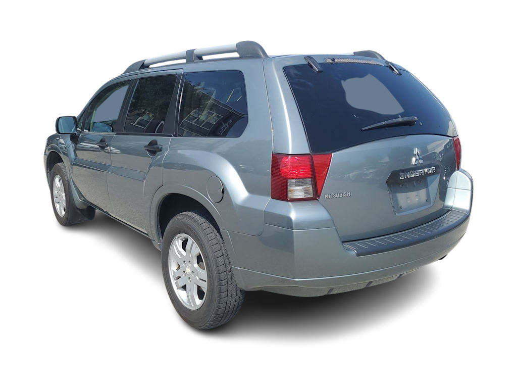 Thumbnail: 2008 Mitsubishi Endeavor - 4