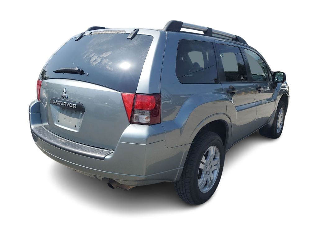 Thumbnail: 2008 Mitsubishi Endeavor - 15