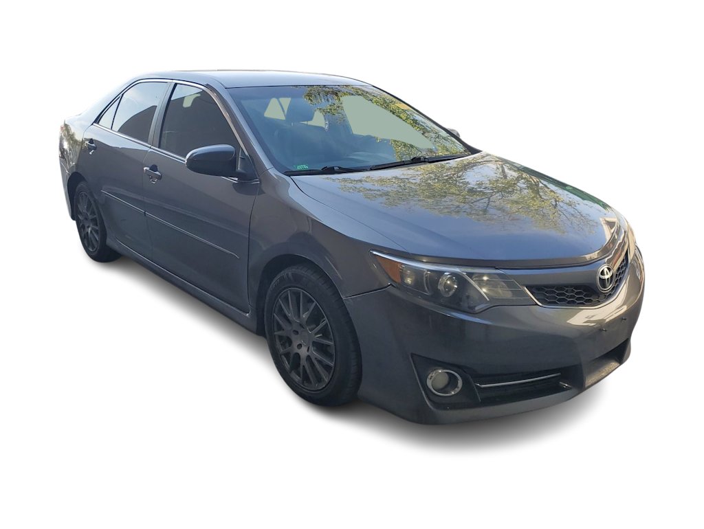 Thumbnail: 2013 Toyota Camry - 17