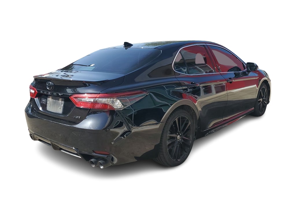 Thumbnail: 2021 Toyota Camry - 15