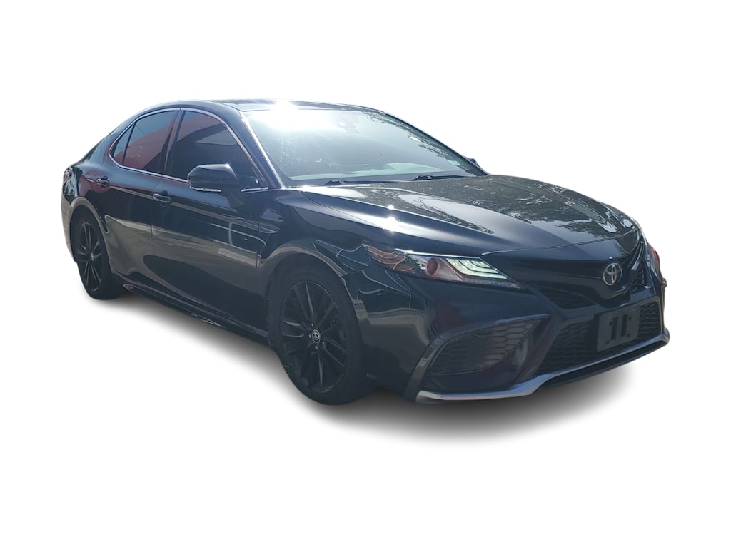 Thumbnail: 2021 Toyota Camry - 17