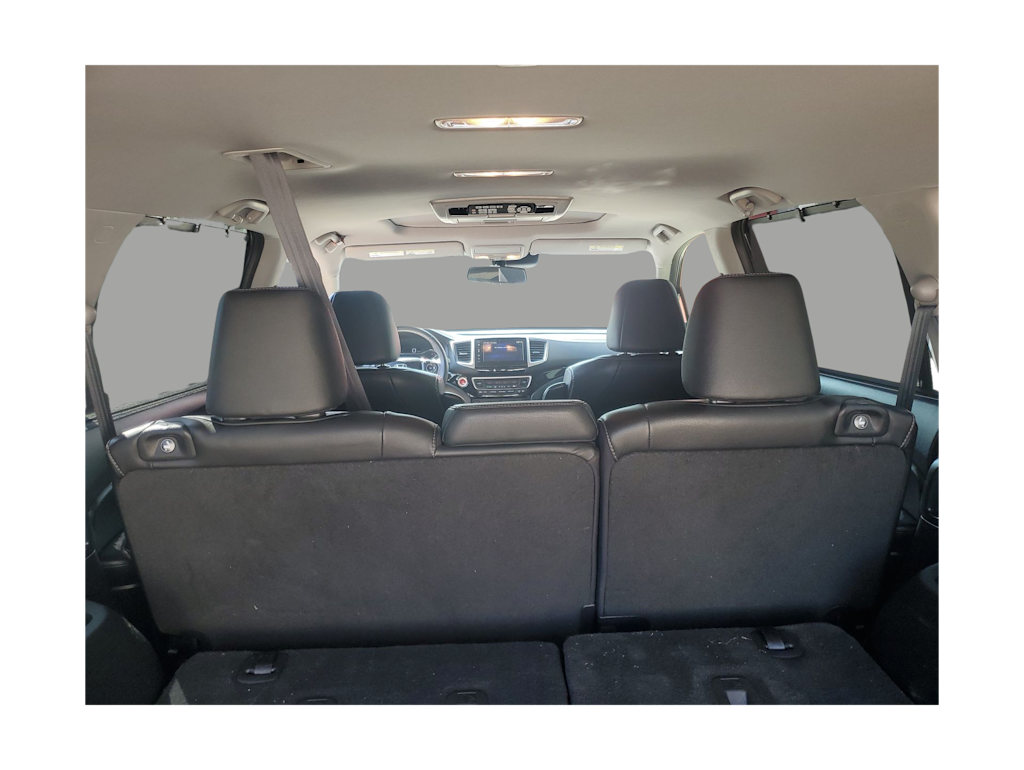Thumbnail: 2017 Honda Pilot - 21