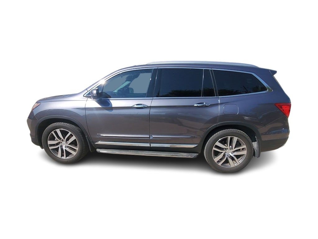 Thumbnail: 2017 Honda Pilot - 3