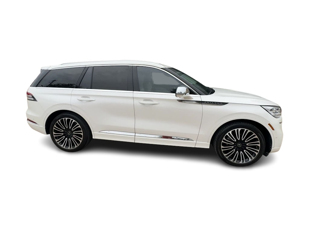 Thumbnail: 2022 Lincoln Aviator - 24