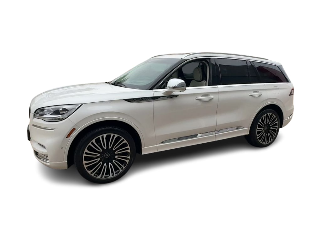 Thumbnail: 2022 Lincoln Aviator - 3