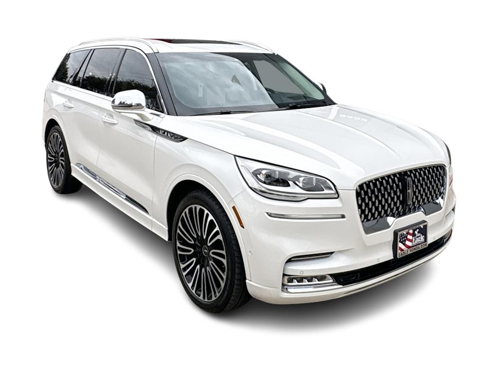 Thumbnail: 2022 Lincoln Aviator - 20