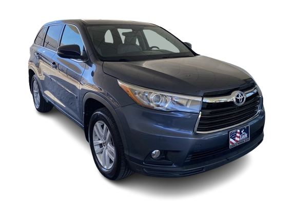 2016 Toyota Highlander LE 23