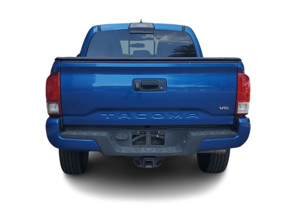 Thumbnail: 2017 Toyota Tacoma - 5
