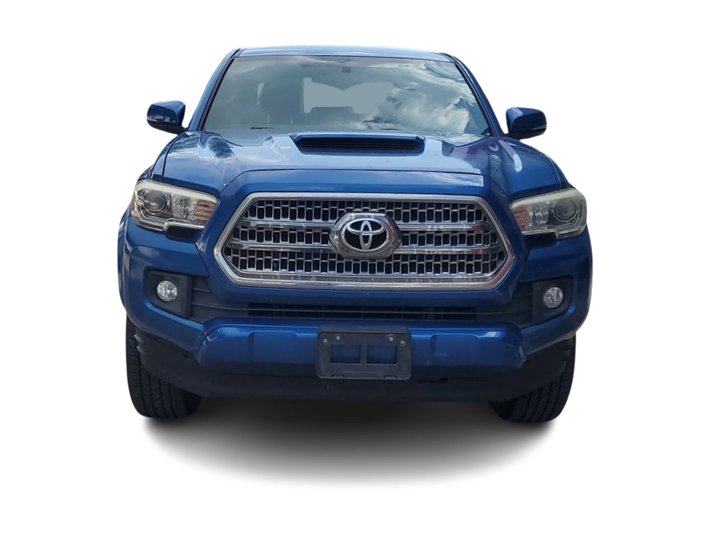 Thumbnail: 2017 Toyota Tacoma - 6