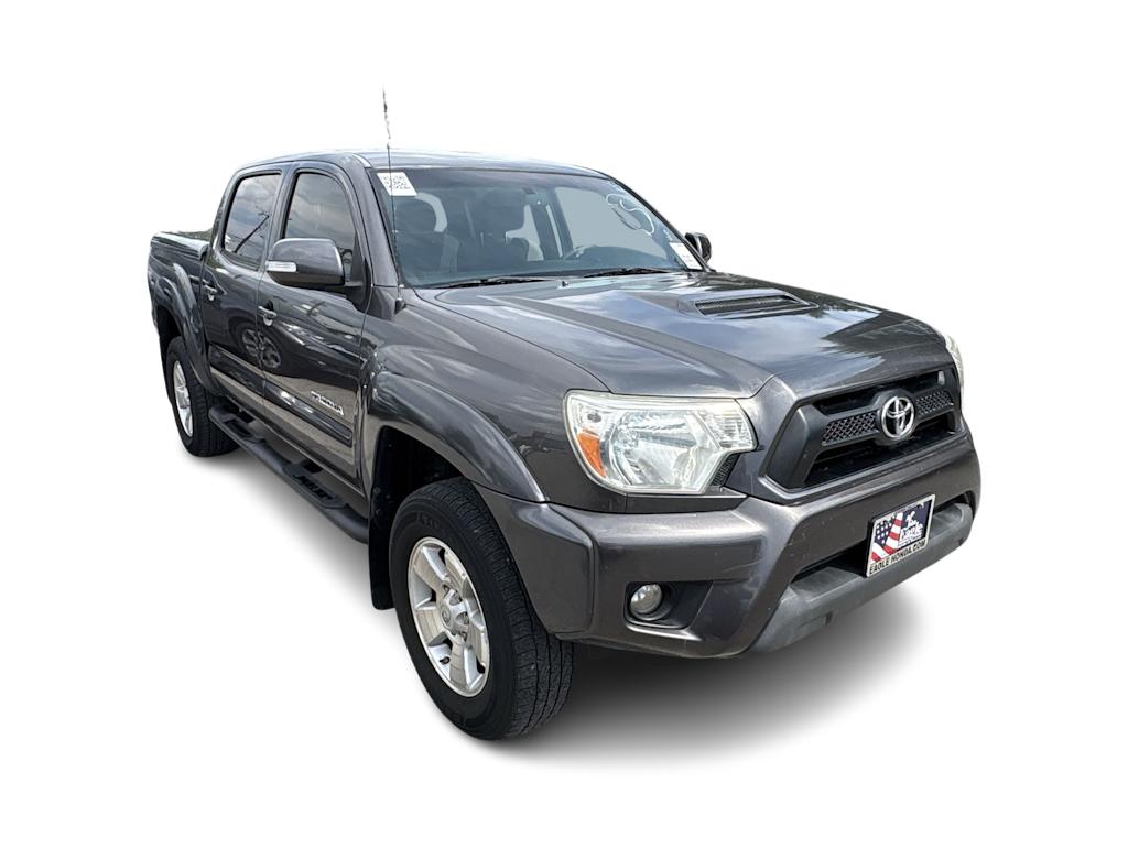 Thumbnail: 2013 Toyota Tacoma - 16