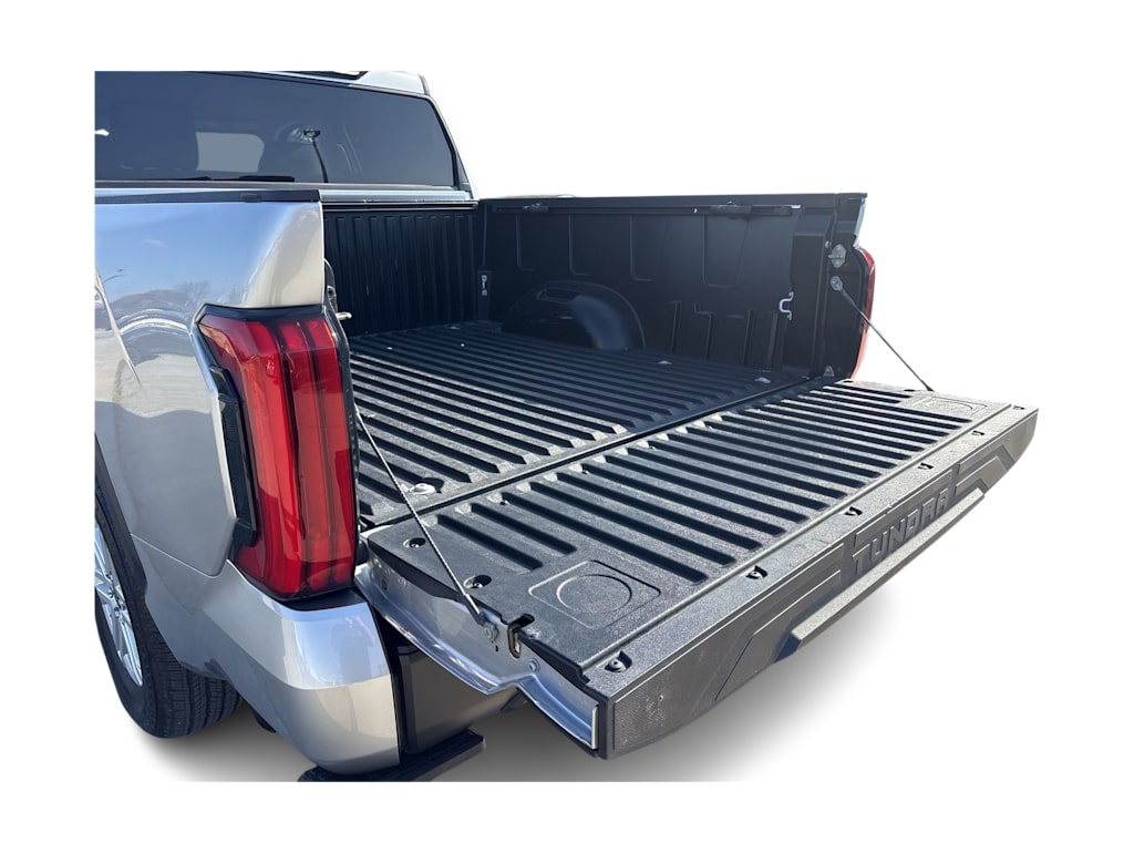 Thumbnail: 2024 Toyota Tundra - 18