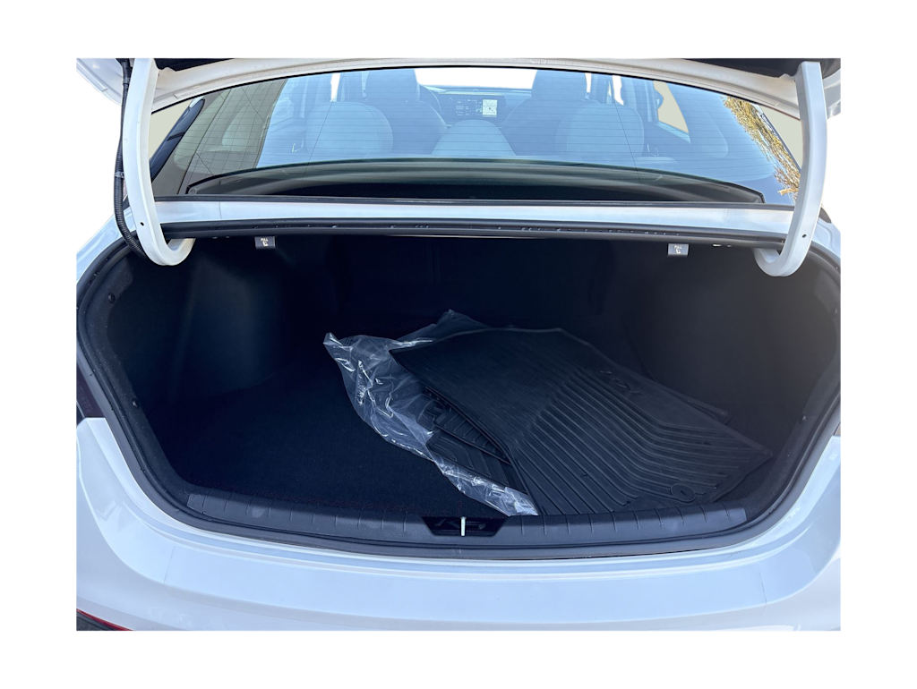 Thumbnail: 2024 Kia K5 - 17