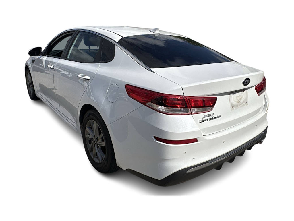 Thumbnail: 2019 Kia Optima - 4