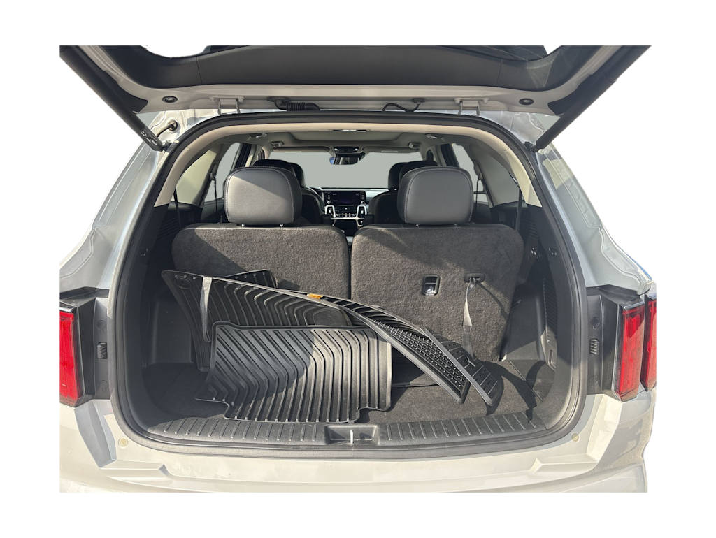 Thumbnail: 2022 Kia Sorento - 17