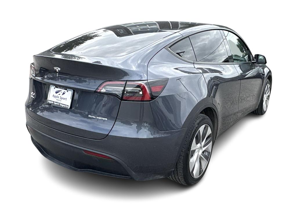 Thumbnail: 2022 Tesla Model Y - 18