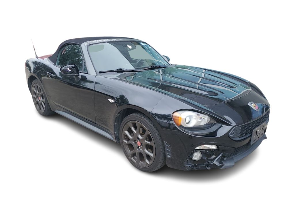 Thumbnail: 2017 Fiat 124 Spider - 17