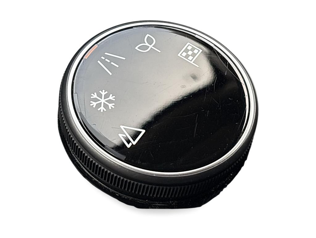 Thumbnail: 2023 Nissan Rogue - 31