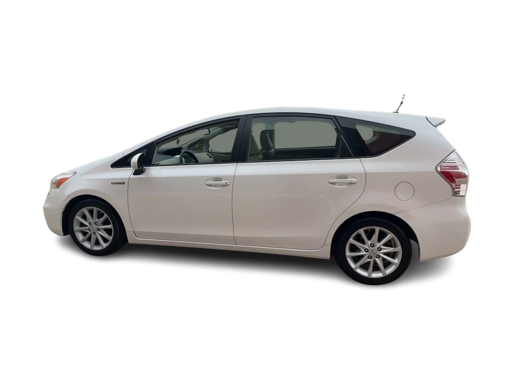 Thumbnail: 2012 Toyota Prius v - 3