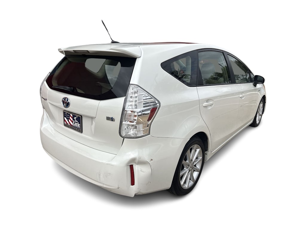 Thumbnail: 2012 Toyota Prius v - 28