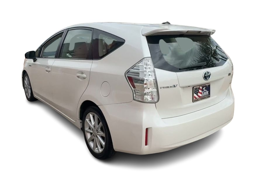Thumbnail: 2012 Toyota Prius v - 4