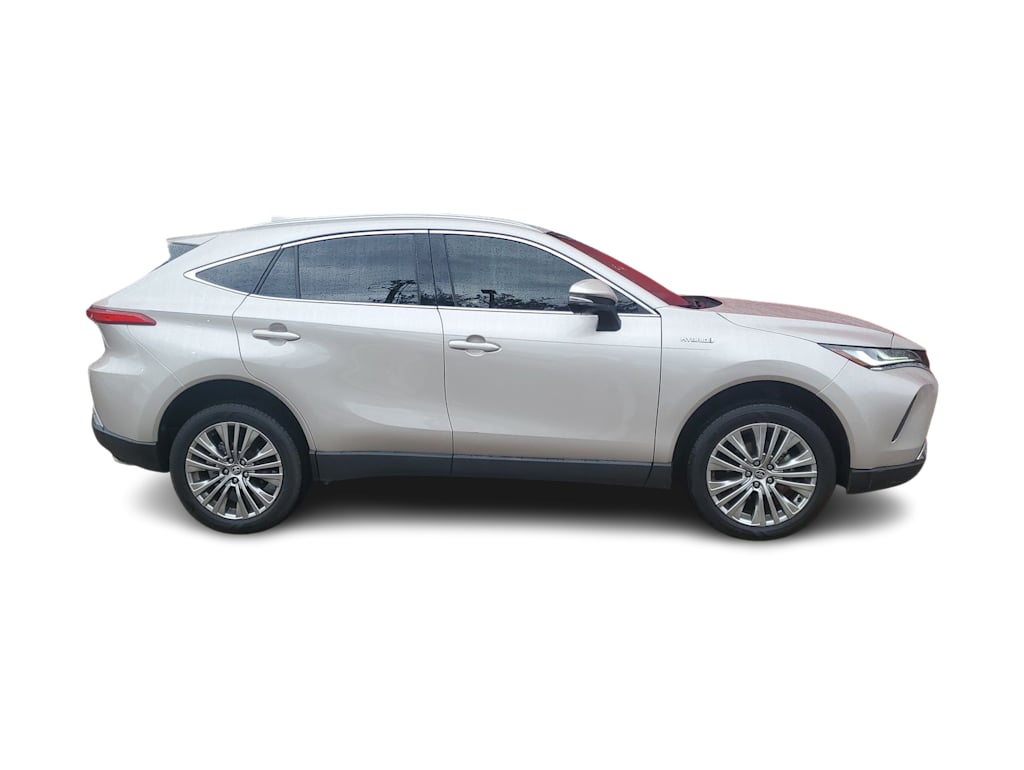 Thumbnail: 2021 Toyota Venza - 17