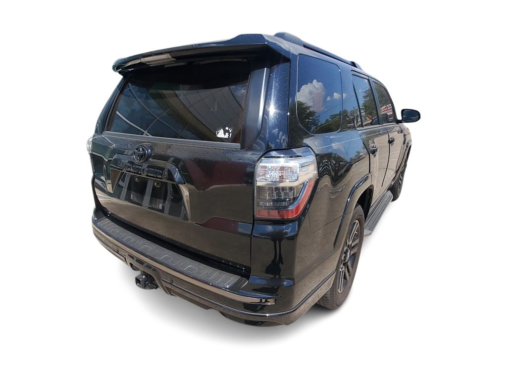 Thumbnail: 2019 Toyota 4Runner - 15