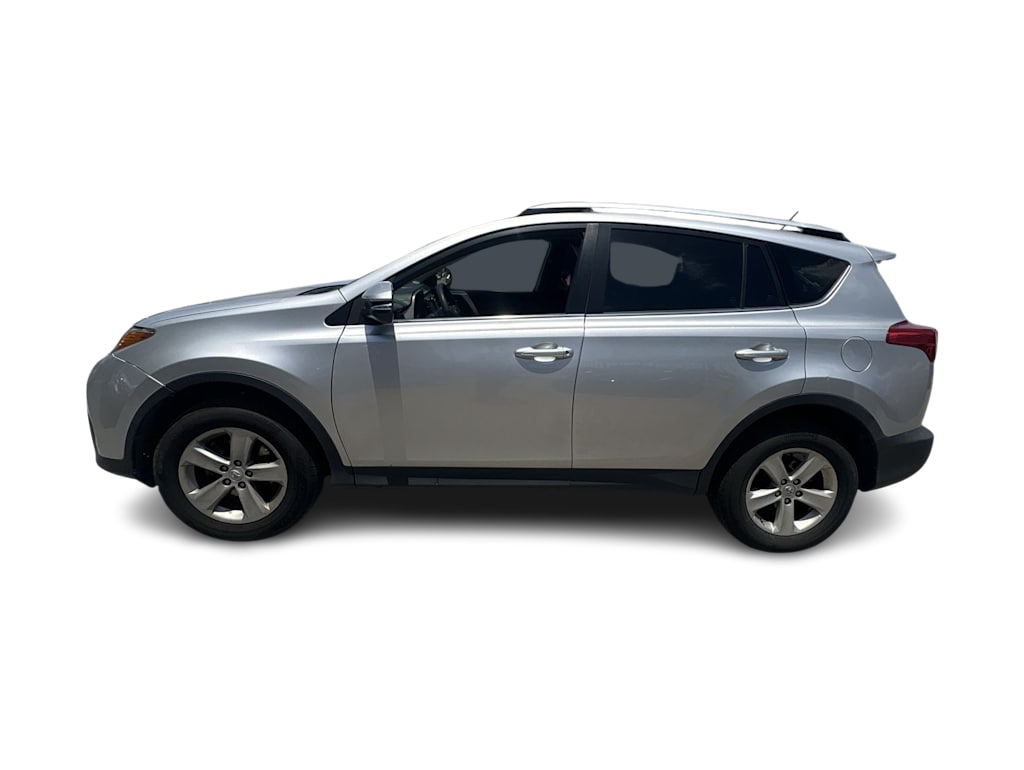 Thumbnail: 2014 Toyota RAV4 - 3