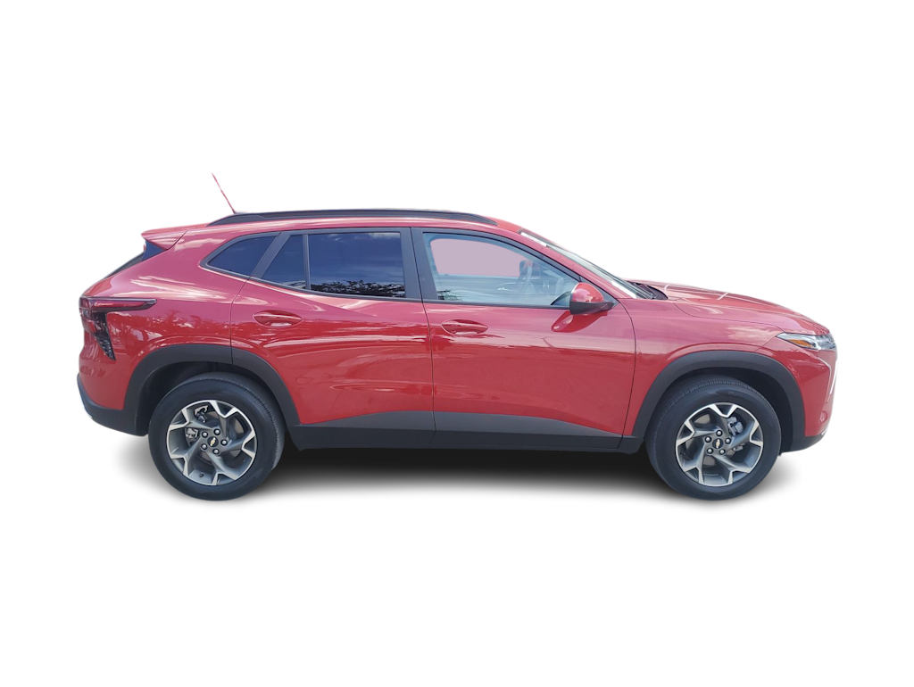 Thumbnail: 2026 Chevrolet Trax - 16