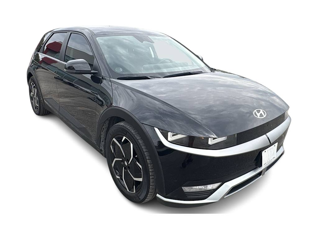 Thumbnail: 2023 Hyundai Ioniq 5 - 16