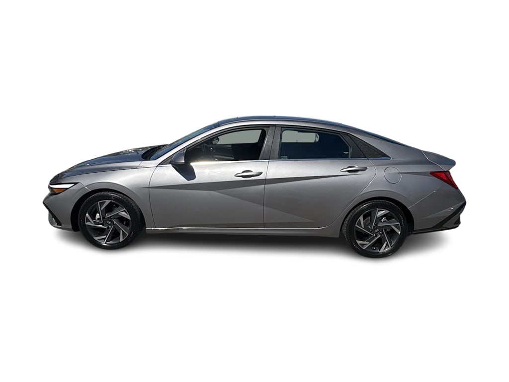 Thumbnail: 2024 Hyundai Elantra - 24