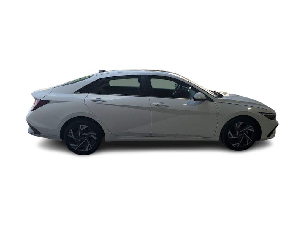 Thumbnail: 2025 Hyundai Elantra - 16