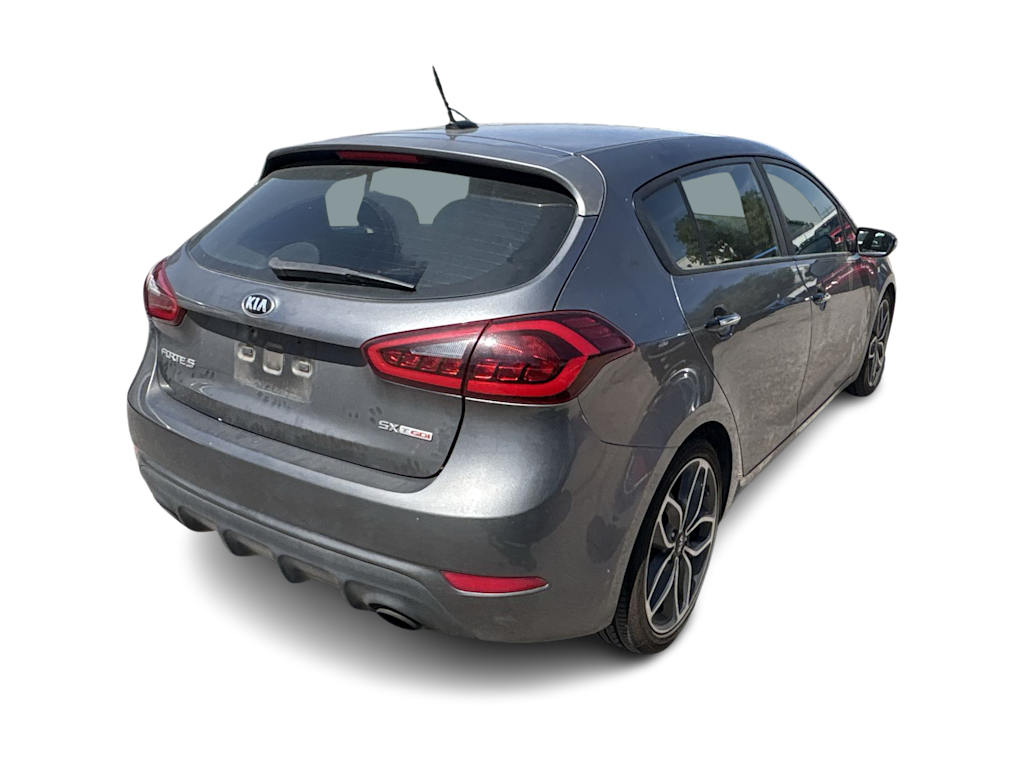 Thumbnail: 2016 Kia Forte - 15