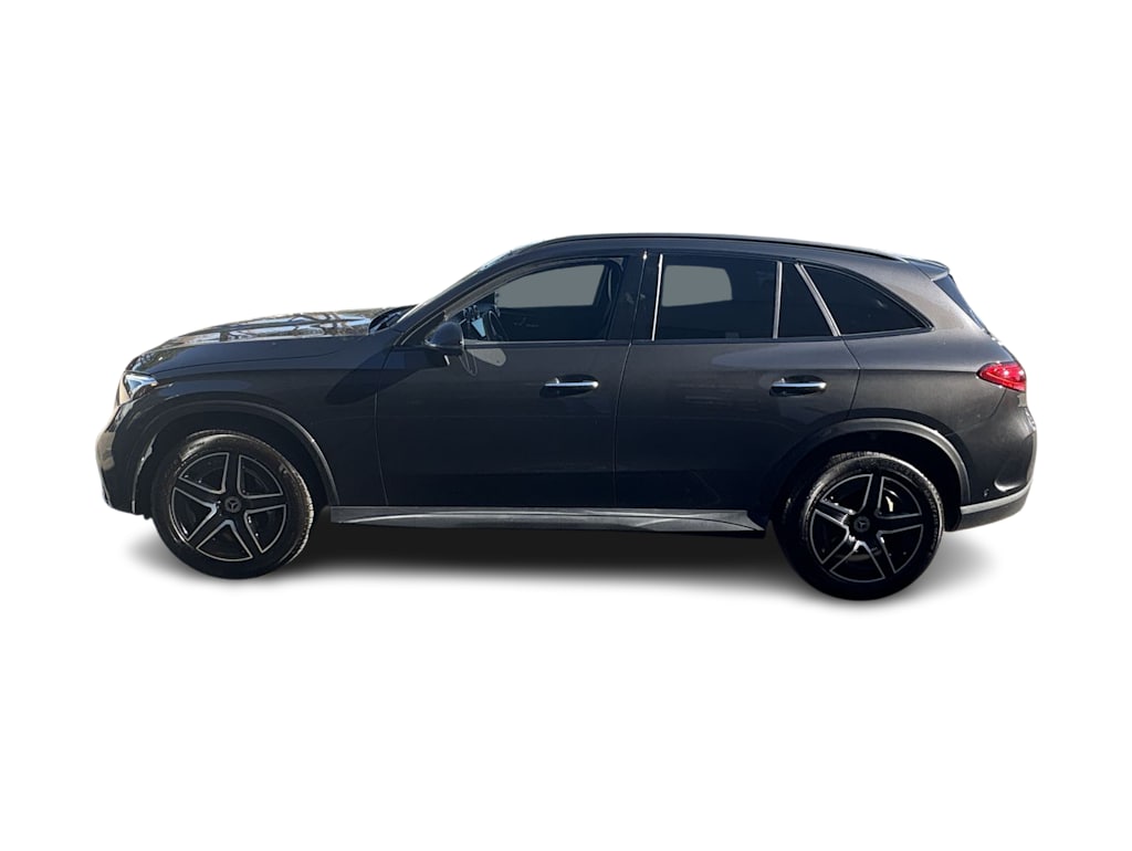 Thumbnail: 2025 Mercedes-Benz GLC - 3