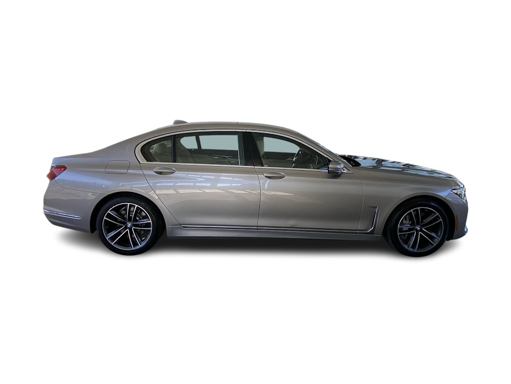 2020 BMW 7 Series 750i 32
