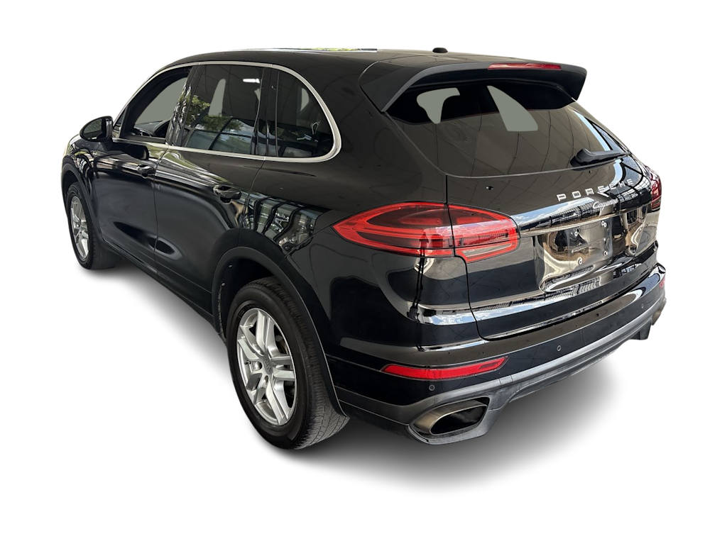 Thumbnail: 2016 Porsche Cayenne - 4