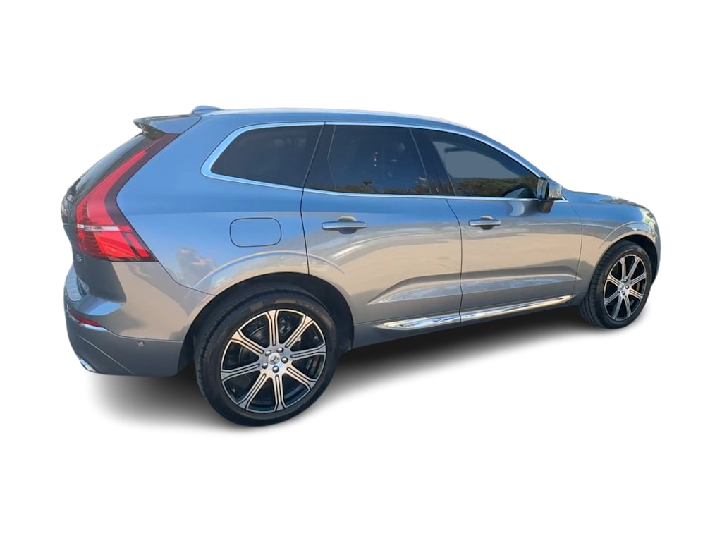Thumbnail: 2021 Volvo XC60 - 24