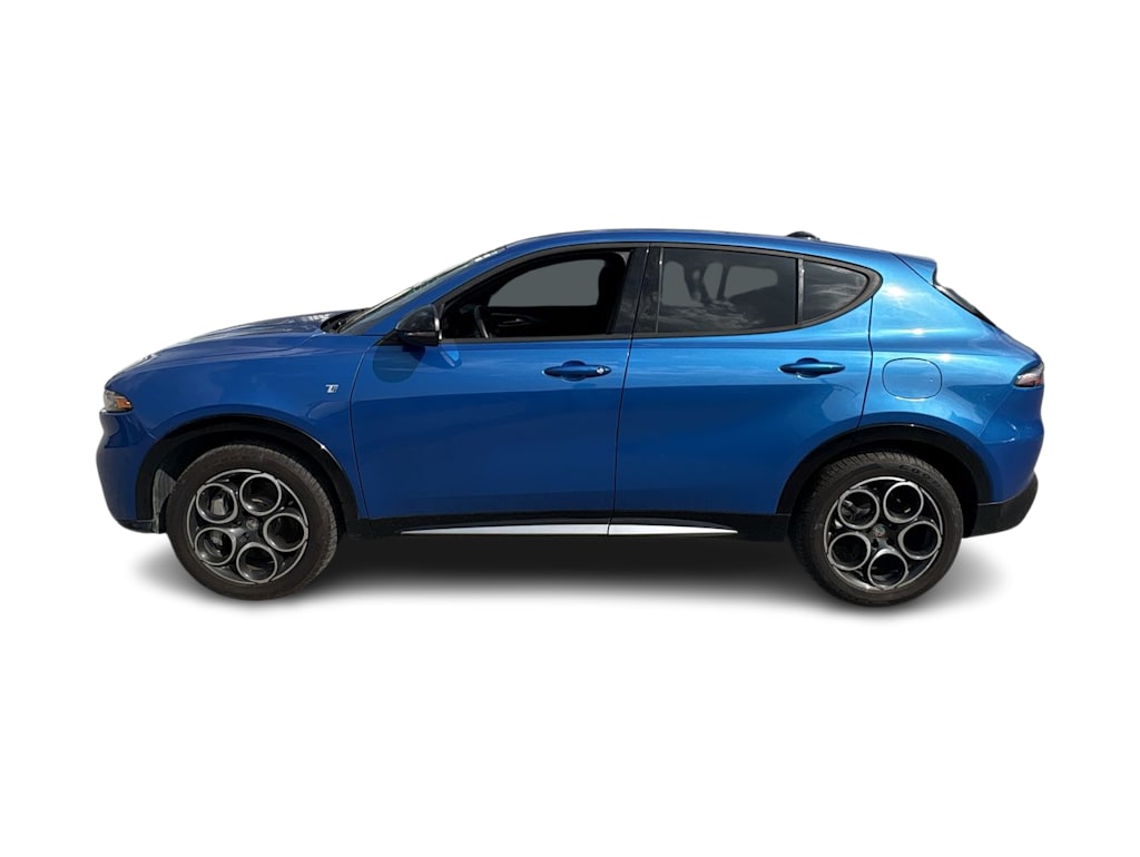 Thumbnail: 2024 Alfa Romeo Tonale - 3