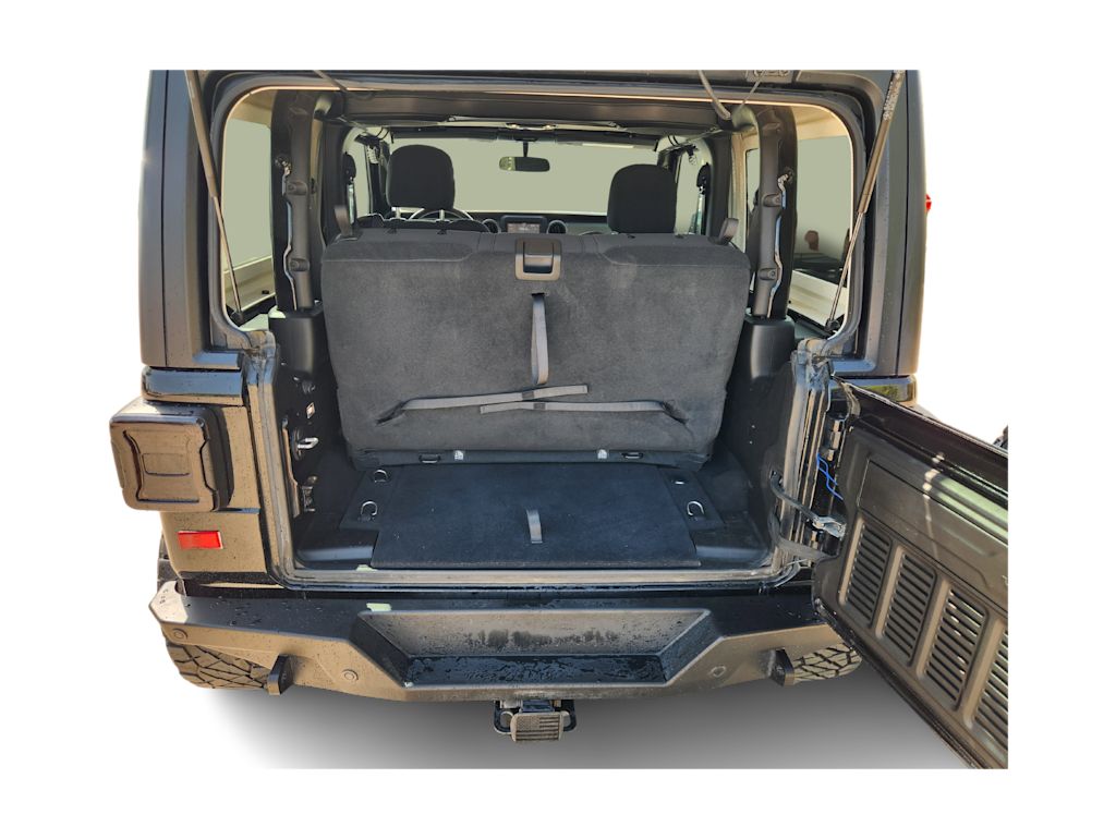 Thumbnail: 2019 Jeep Wrangler - 16