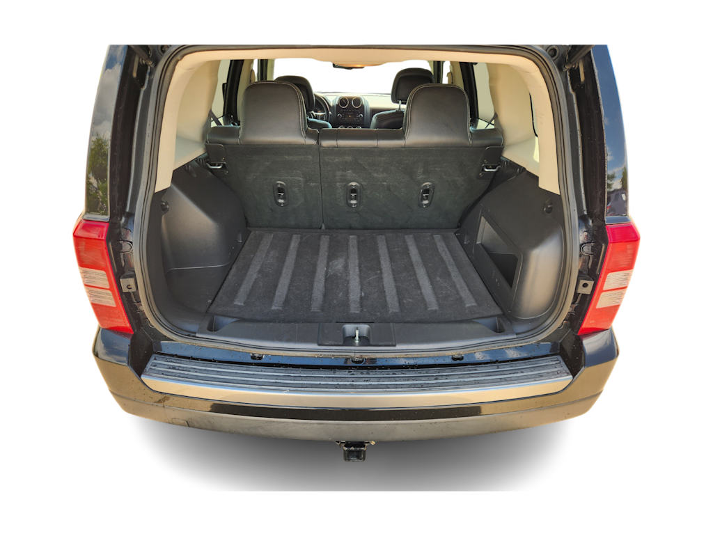 Thumbnail: 2017 Jeep Patriot - 17