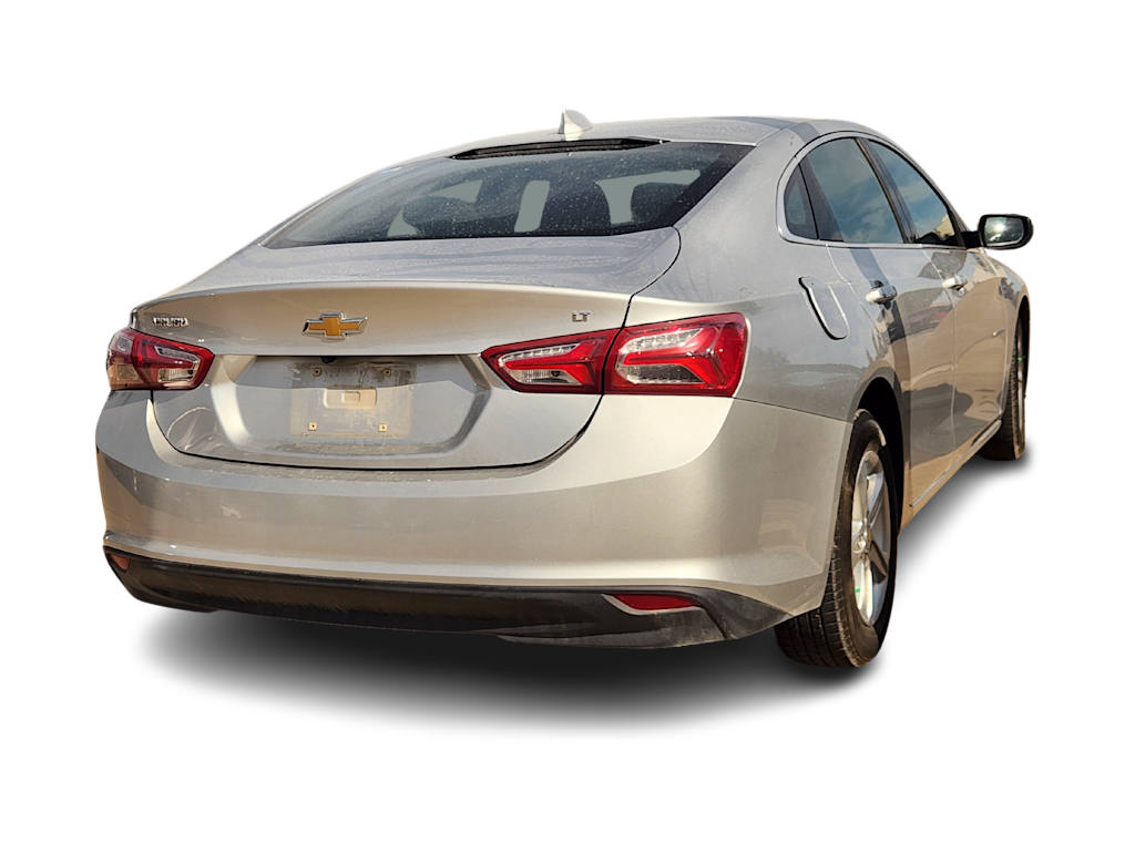 Thumbnail: 2022 Chevrolet Malibu - 8