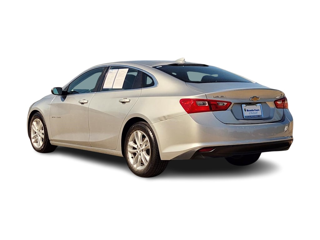 Thumbnail: 2016 Chevrolet Malibu - 4