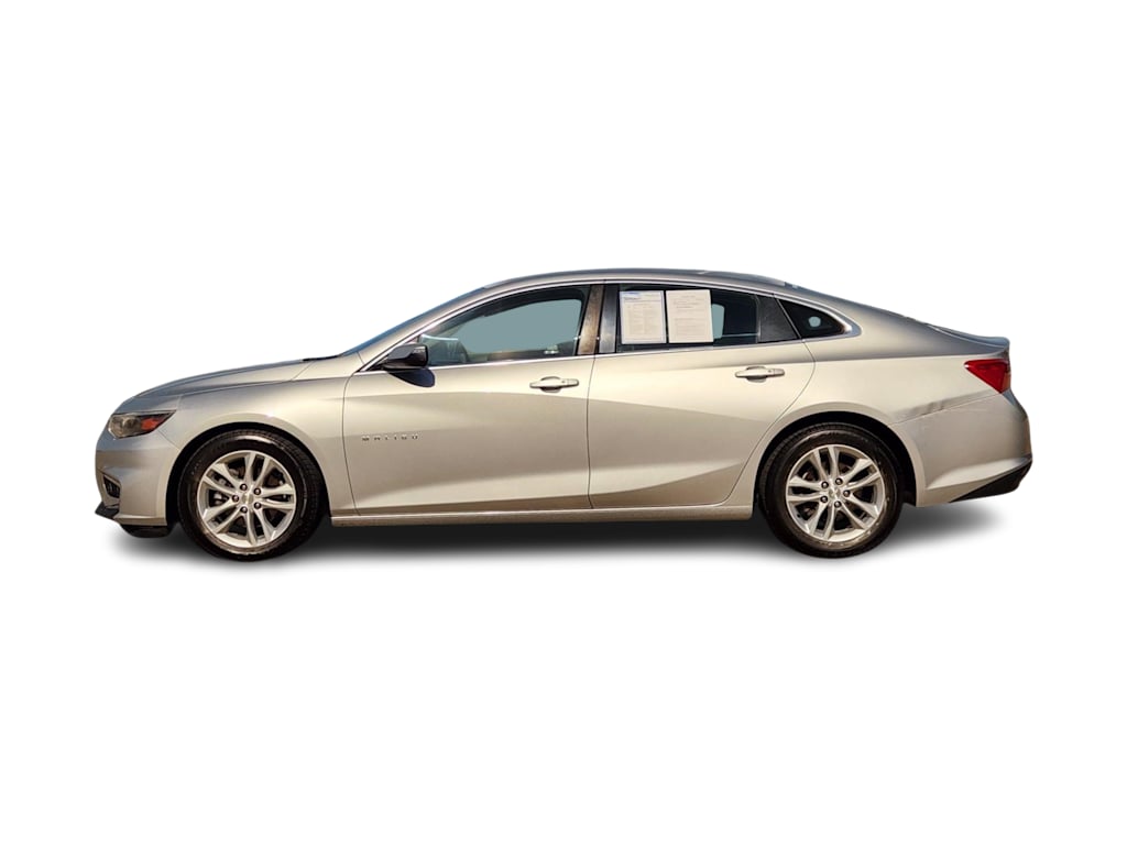 Thumbnail: 2016 Chevrolet Malibu - 3