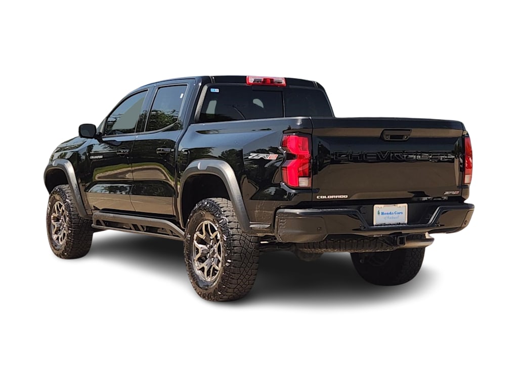 Thumbnail: 2024 Chevrolet Colorado - 4