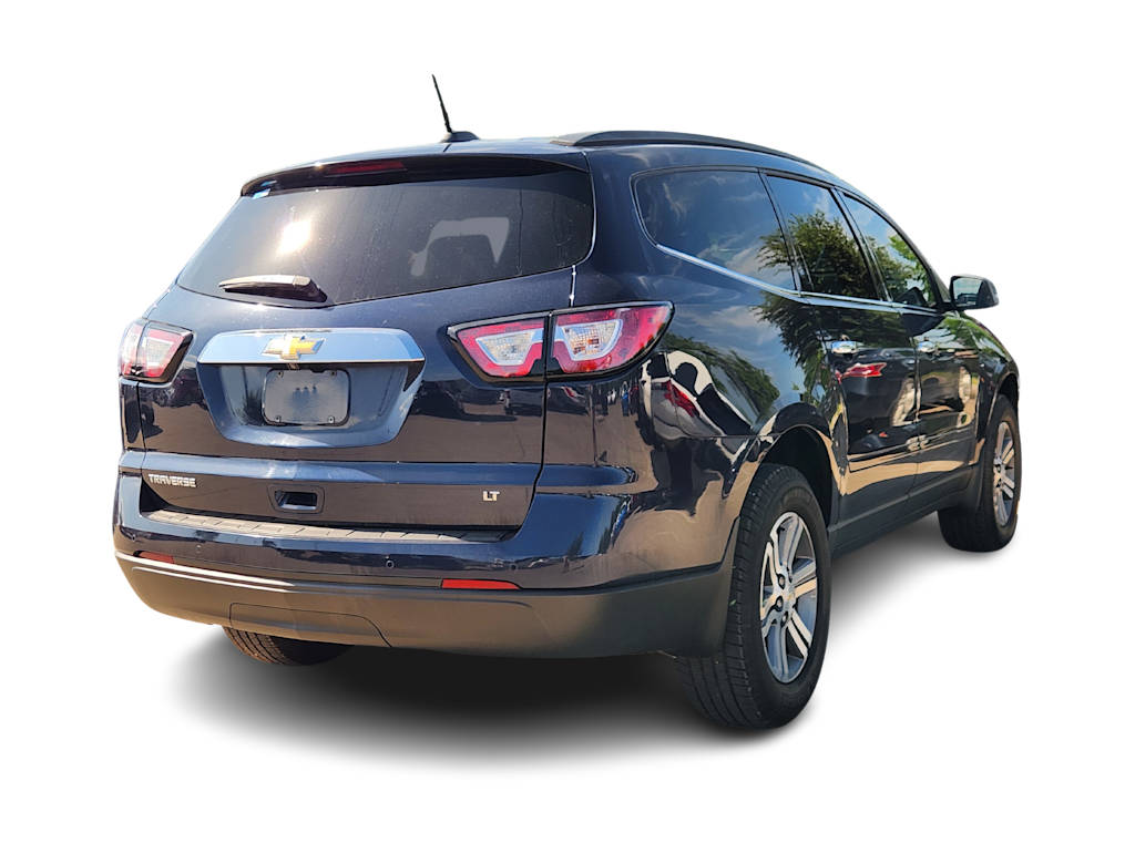 Thumbnail: 2017 Chevrolet Traverse - 7