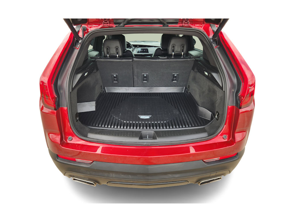 Thumbnail: 2023 Cadillac XT4 - 17