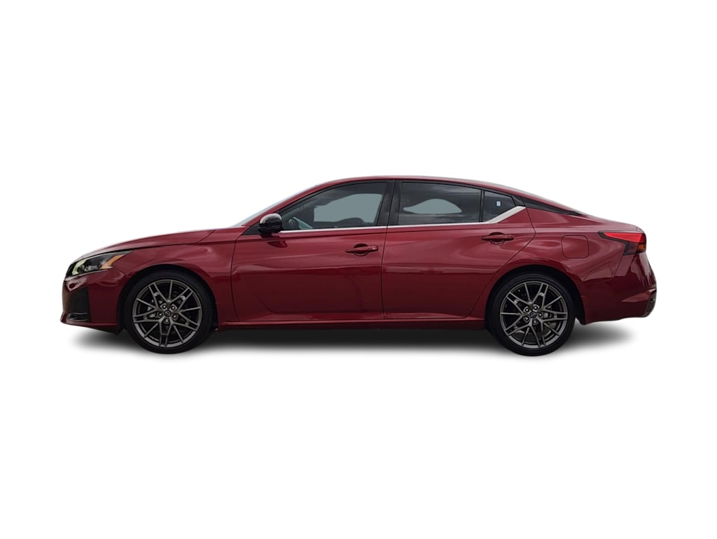 Thumbnail: 2024 Nissan Altima - 3